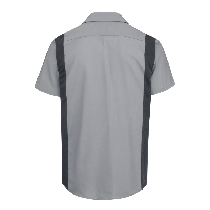Men's Short Sleeve Performance Plus Shop Shirt With Oilblok Technology image number 2
