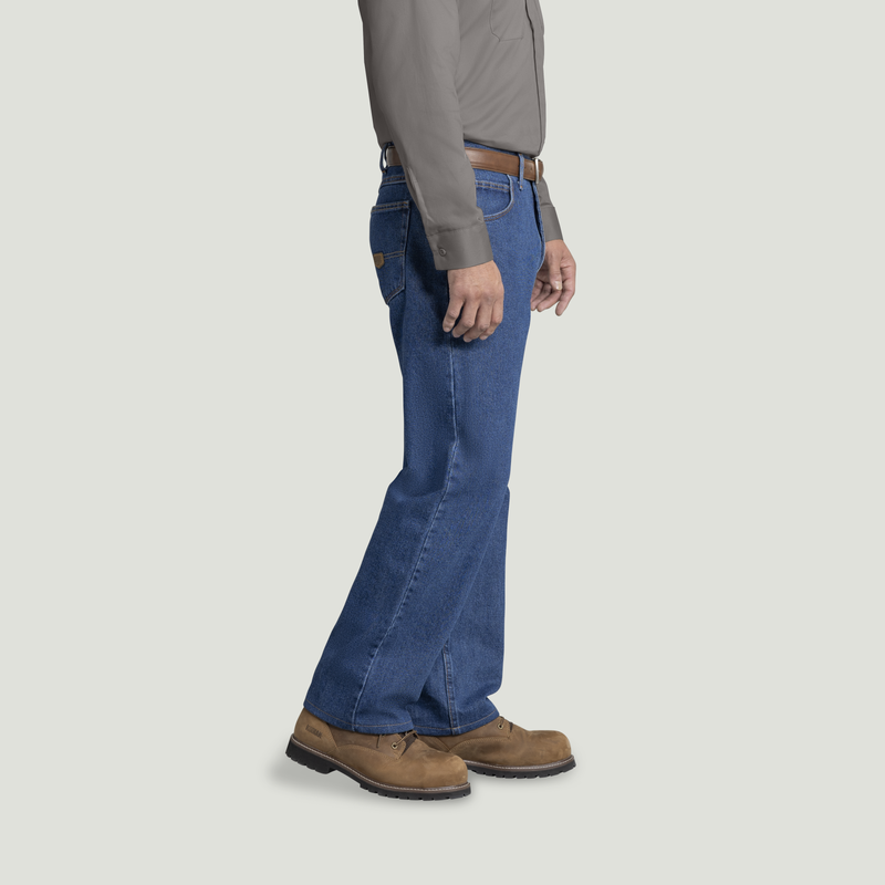 Men's Relaxed Fit Jean image number 4
