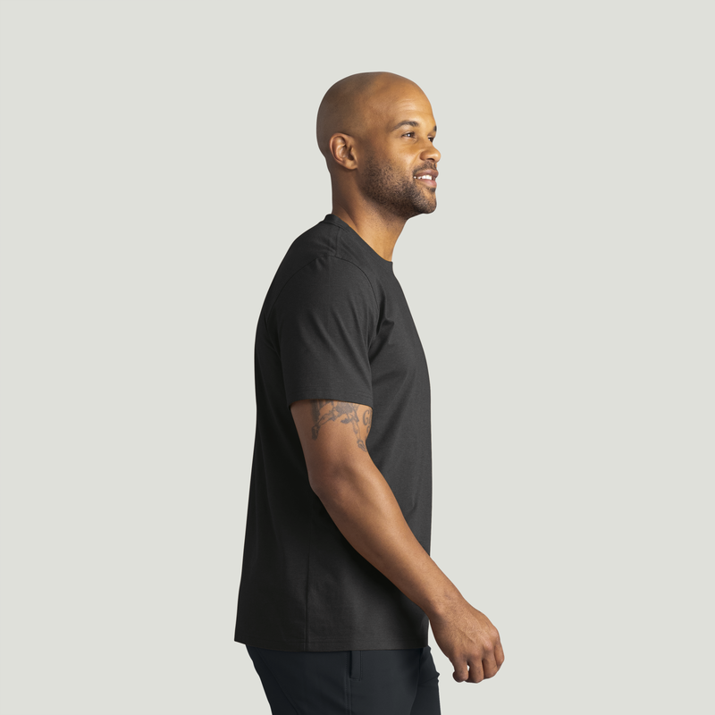 Men's Midweight Short Sleeve Performance Tee image number 4