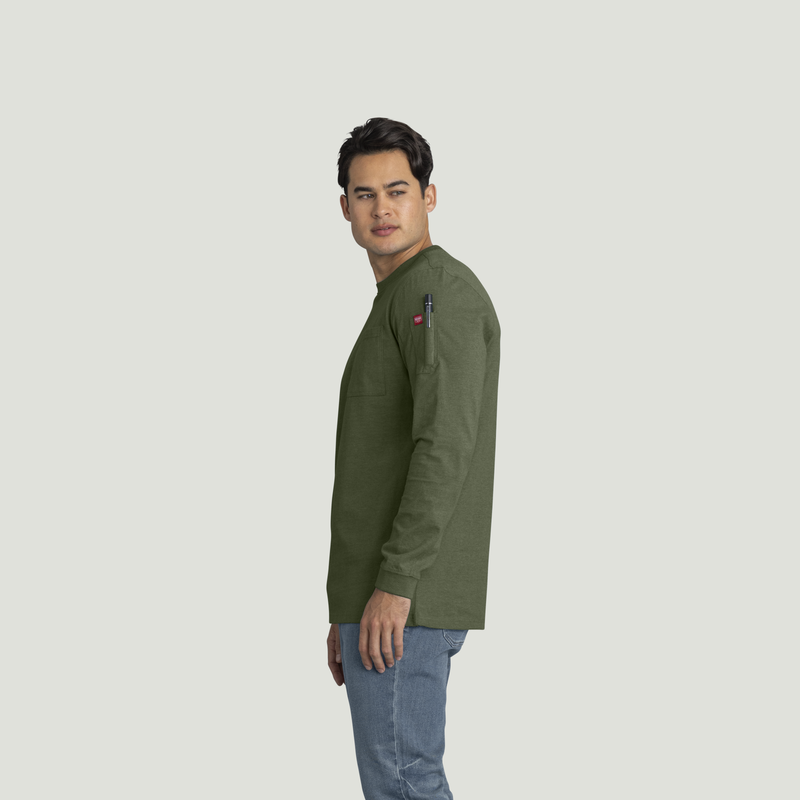 Men's Heavyweight Long Sleeve Cotton Pocket T-Shirt image number 3